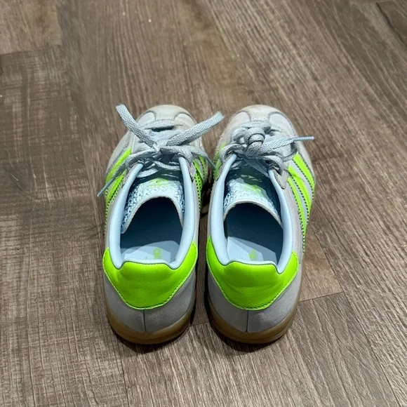 Adidas Gazelle Sneakers in Light blue and Neon Green women’s size 5 - Picture 4 of 10